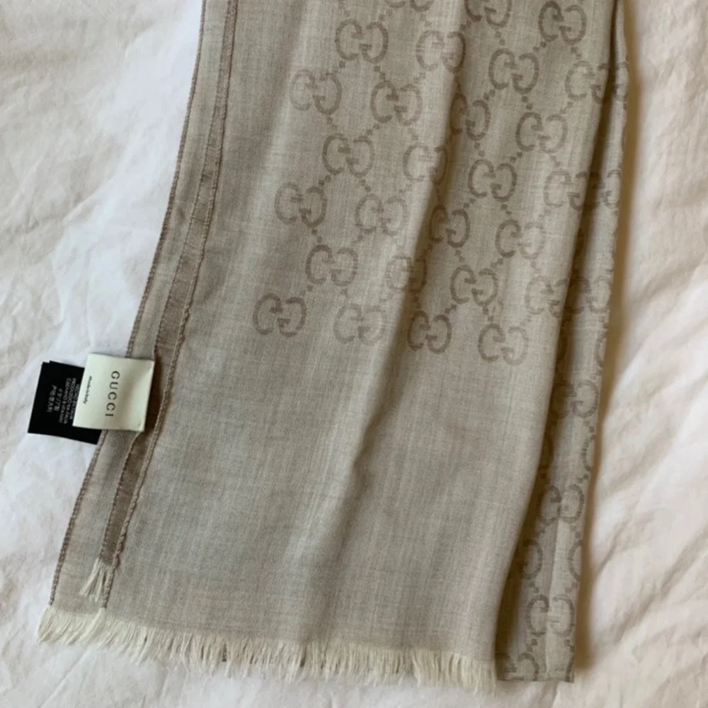 New Gucci Scarf 100% Authentic